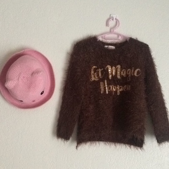 H&M Other - H&M sweater for girls